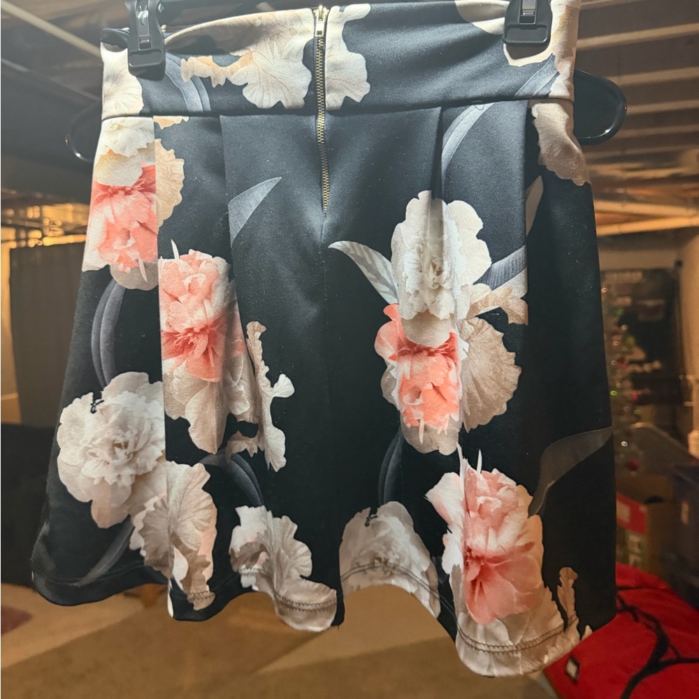 Potter's Pot Black Skater Floral Mini Skirt with Blush Flowers - Picture 3 of 5